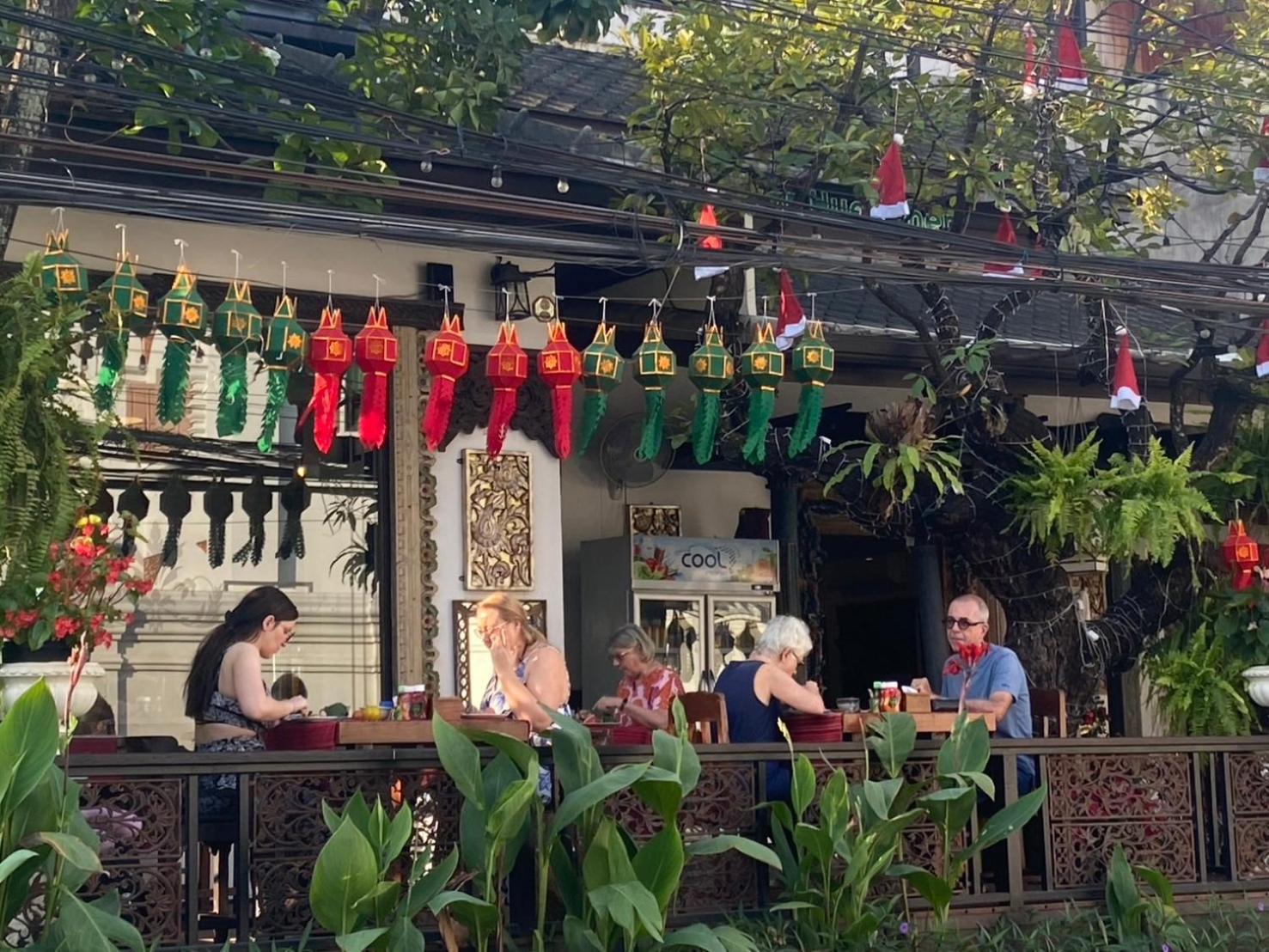 Baan Huenphen Boutique Hotel Chiang Mai Exterior photo