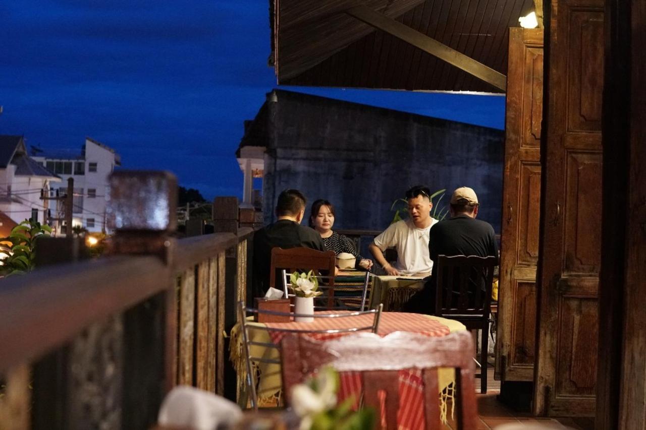 Baan Huenphen Boutique Hotel Chiang Mai Exterior photo